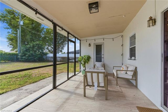 428 33rd TER, Cape Coral, FL 33914