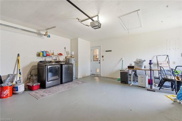 428 33rd TER, Cape Coral, FL 33914