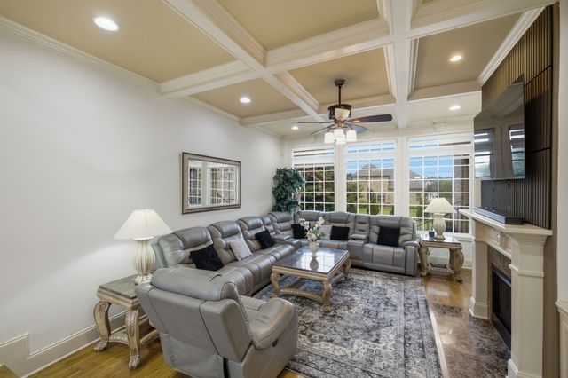 3356 Clovercroft Dr, Murfreesboro, TN 37130