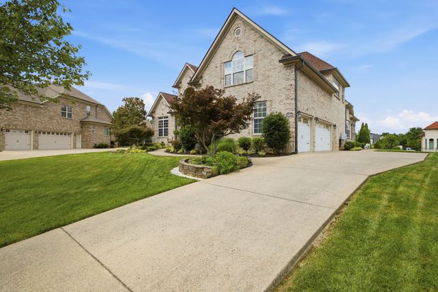 3356 Clovercroft Dr, Murfreesboro, TN 37130