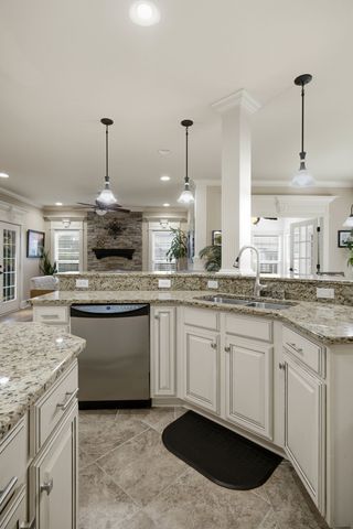 3356 Clovercroft Dr, Murfreesboro, TN 37130