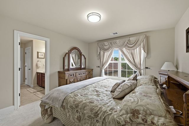 3356 Clovercroft Dr, Murfreesboro, TN 37130
