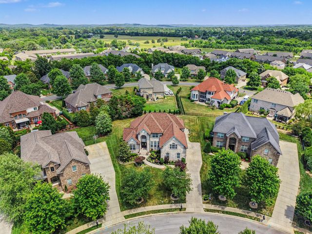 3356 Clovercroft Dr, Murfreesboro, TN 37130