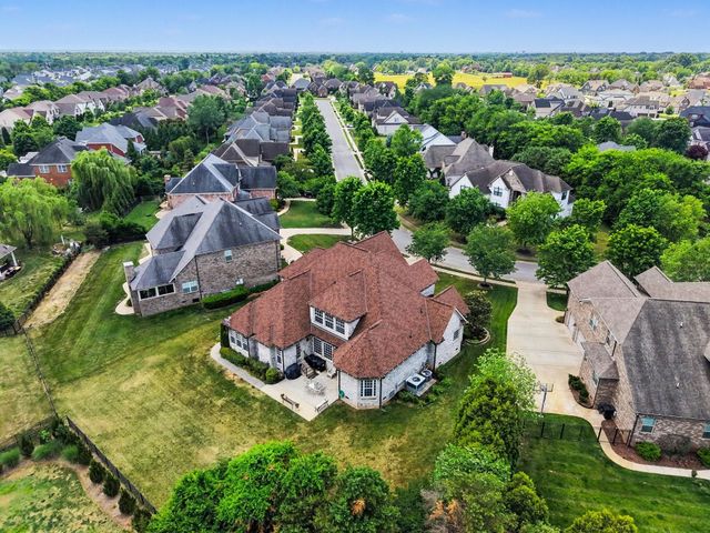 3356 Clovercroft Dr, Murfreesboro, TN 37130