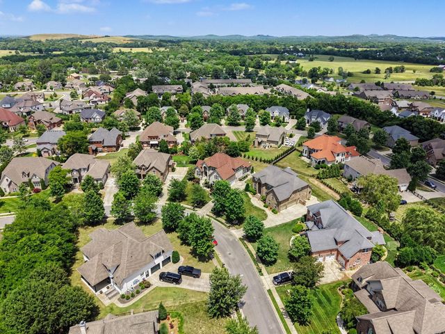 3356 Clovercroft Dr, Murfreesboro, TN 37130