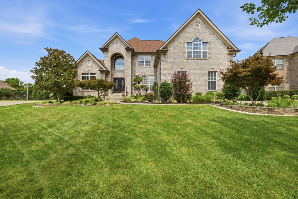 3356 Clovercroft Dr, Murfreesboro, TN 37130