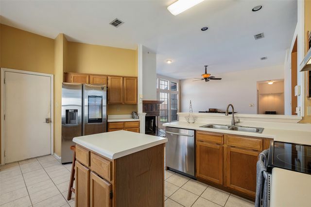 5849 Baker Drive, The Colony, TX 75056