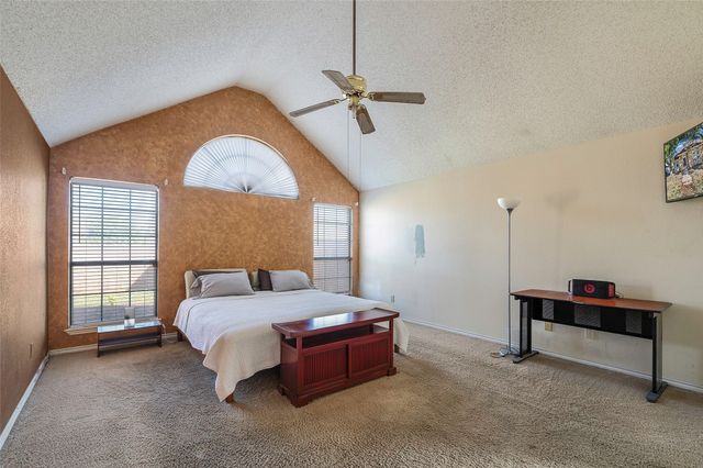 5849 Baker Drive, The Colony, TX 75056