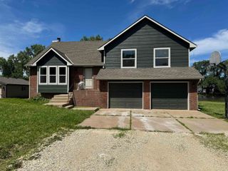 21029 W Tower Lakes Cir., Colwich, KS 67030