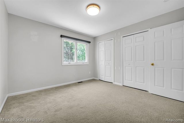 107 Millstone Drive, Troy, MI 48084