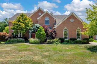 107 Millstone Drive, Troy, MI 48084