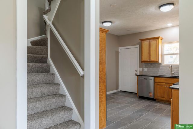 1810 Locust Street, Omaha, NE 68110