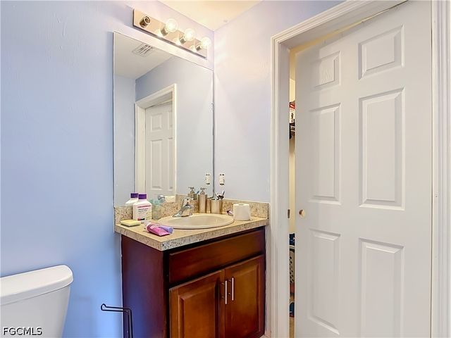 4306 NE 24th PL, Cape Coral, FL 33909