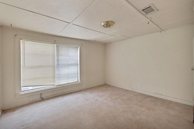 1402 County Road 1030, Corsicana, TX 75110