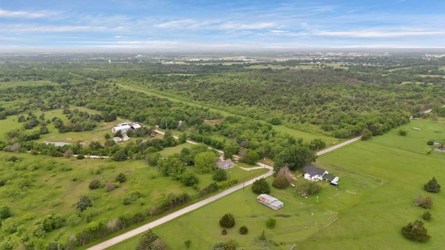 1402 County Road 1030, Corsicana, TX 75110