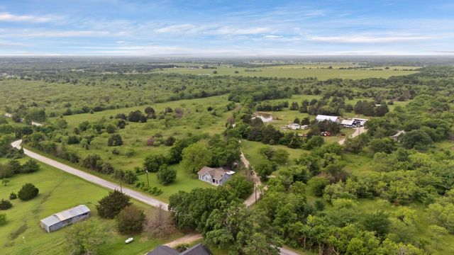 1402 County Road 1030, Corsicana, TX 75110