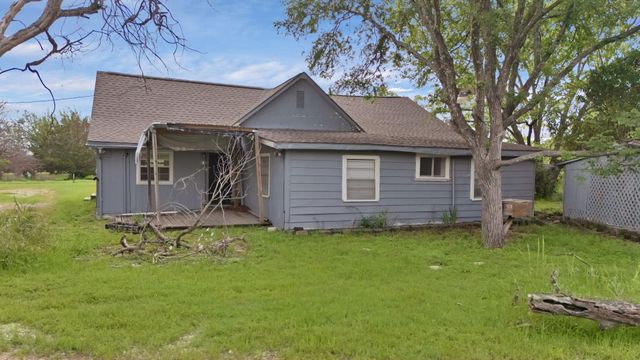 1402 County Road 1030, Corsicana, TX 75110