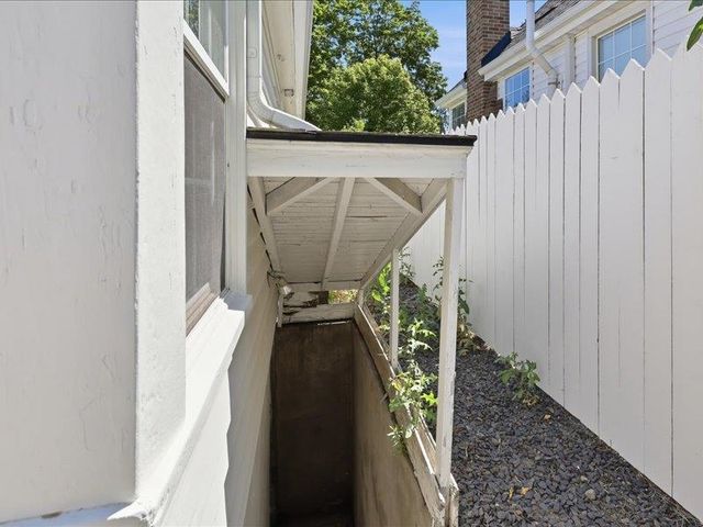 2604 S Post St, Spokane, WA 99203