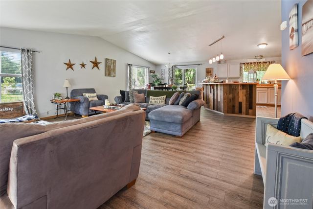 140 SE Foxglove Avenue, Shelton, WA 98584