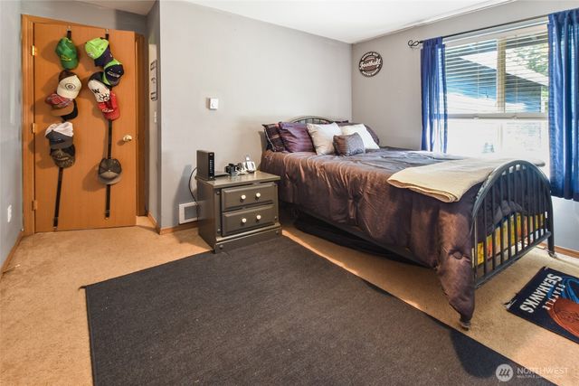 140 SE Foxglove Avenue, Shelton, WA 98584