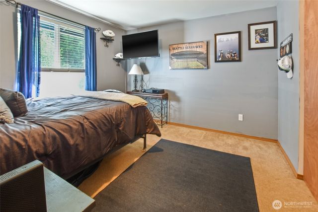 140 SE Foxglove Avenue, Shelton, WA 98584