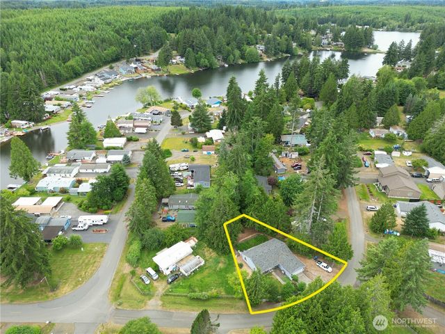 140 SE Foxglove Avenue, Shelton, WA 98584