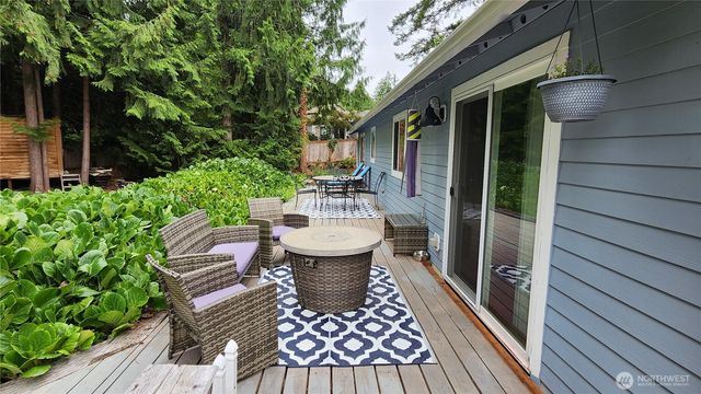 140 SE Foxglove Avenue, Shelton, WA 98584