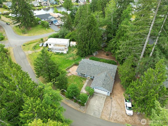 140 SE Foxglove Avenue, Shelton, WA 98584