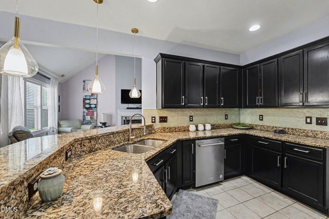 413 Rossendale Drive, Hope Mills, NC 28348