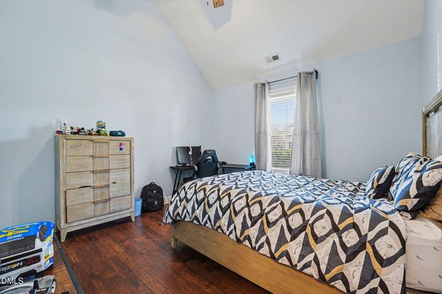 413 Rossendale Drive, Hope Mills, NC 28348