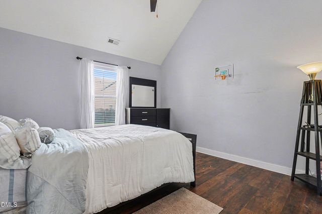 413 Rossendale Drive, Hope Mills, NC 28348