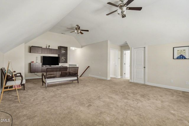 413 Rossendale Drive, Hope Mills, NC 28348