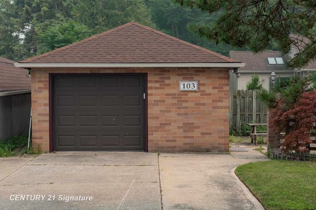 103 Lincoln Drive, Bay City, MI 48706