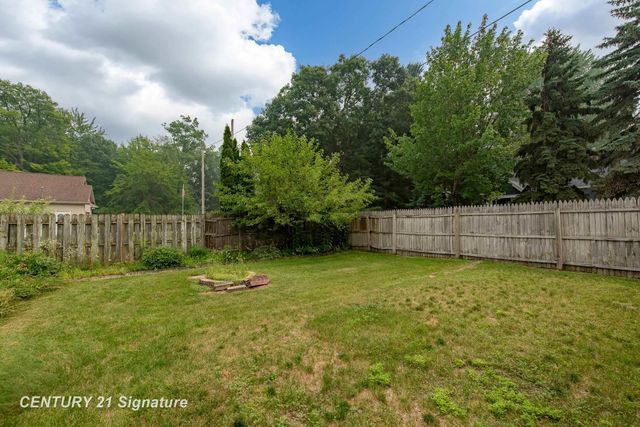 103 Lincoln Drive, Bay City, MI 48706