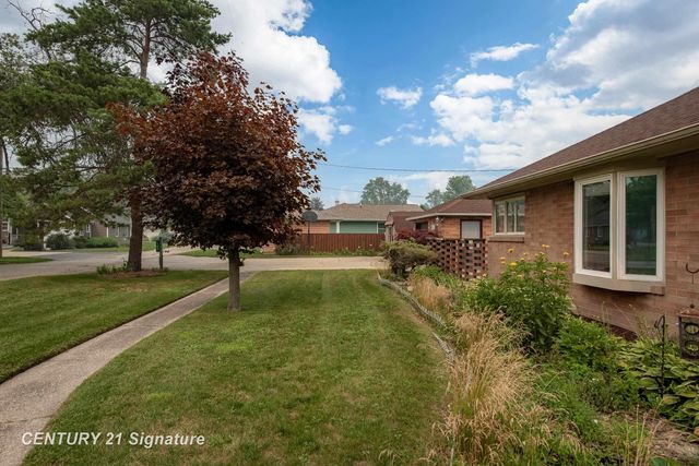 103 Lincoln Drive, Bay City, MI 48706