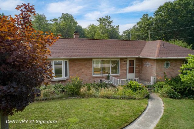 103 Lincoln Drive, Bay City, MI 48706