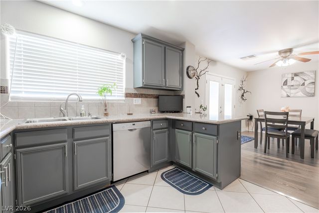7578 Hope Valley Street, Las Vegas, NV 89139