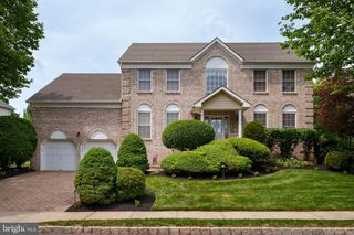 4 MUIRHEAD CT, Belle Mead, NJ 08502