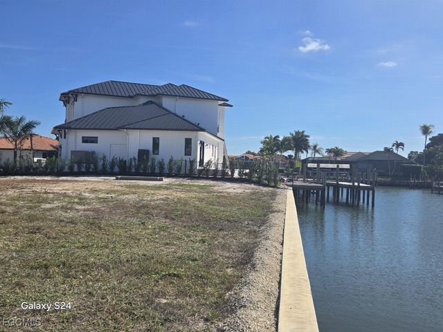 434 Tarpon CT, Marco Island, FL 34145