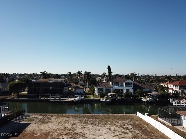 434 Tarpon CT, Marco Island, FL 34145