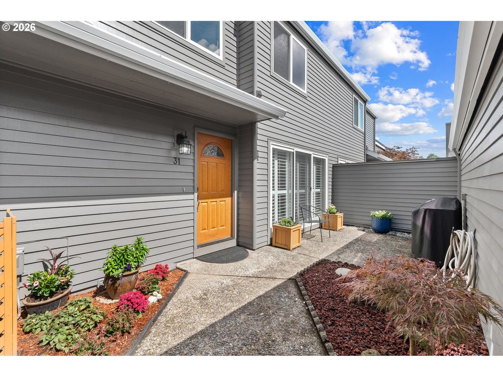 31 GREENRIDGE Ct, Lake Oswego, OR 97035