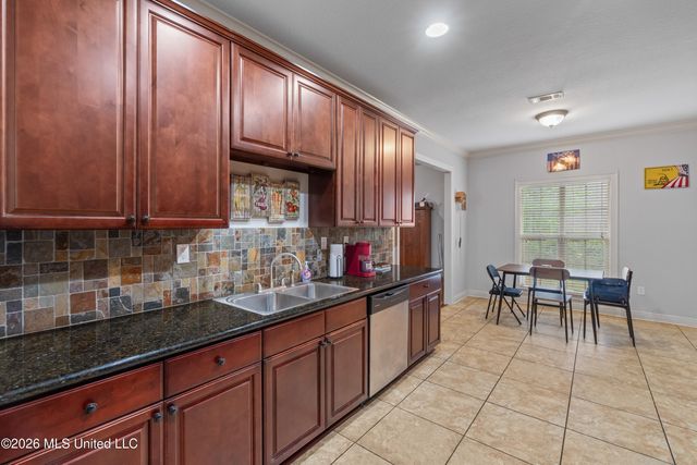 59 Lamplighter Lane, Purvis, MS 39475