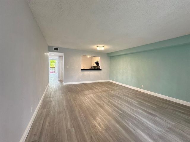 2029 Coral Ridge Drive S207, Coral Springs, FL 33071