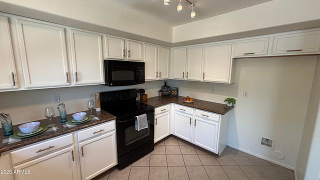 624 W MESQUITE TREE Lane, San Tan Valley, AZ 85143