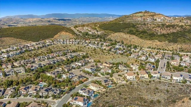 1093 Vega Way, San Marcos, CA 92078