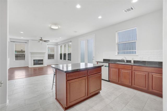 10514 Kentington Oak Drive, Humble, TX 77396