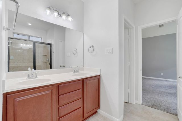 10514 Kentington Oak Drive, Humble, TX 77396