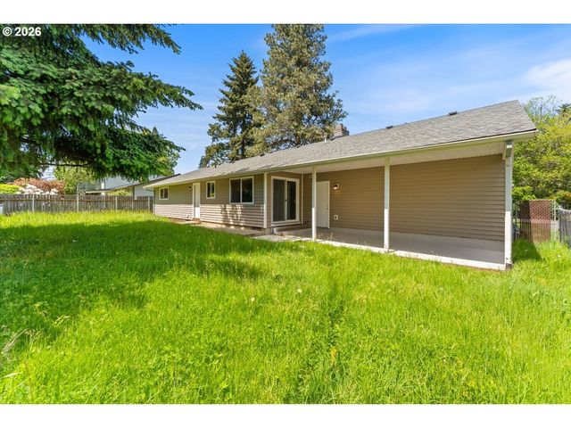 3790 Ne MEADOW Ln, Hillsboro, OR 97124