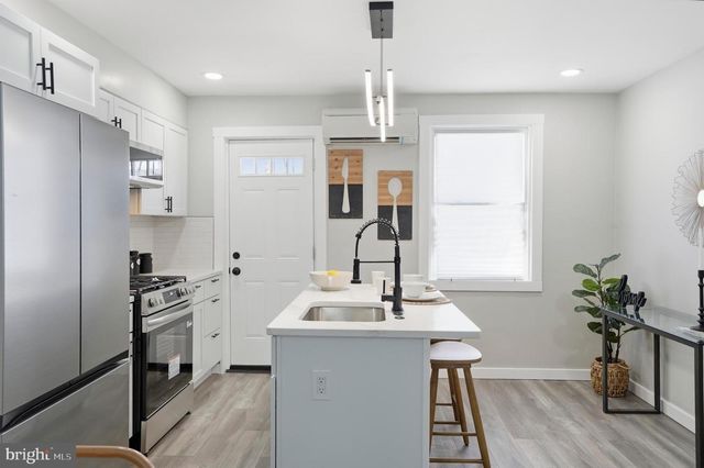 4343 NICHOLAS AVE, Baltimore, MD 21206