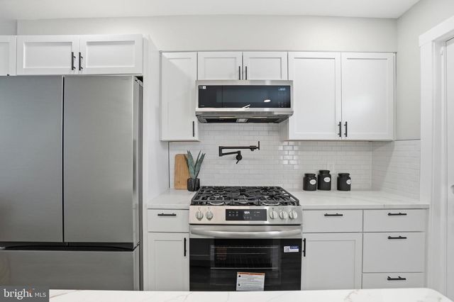 4343 NICHOLAS AVE, Baltimore, MD 21206